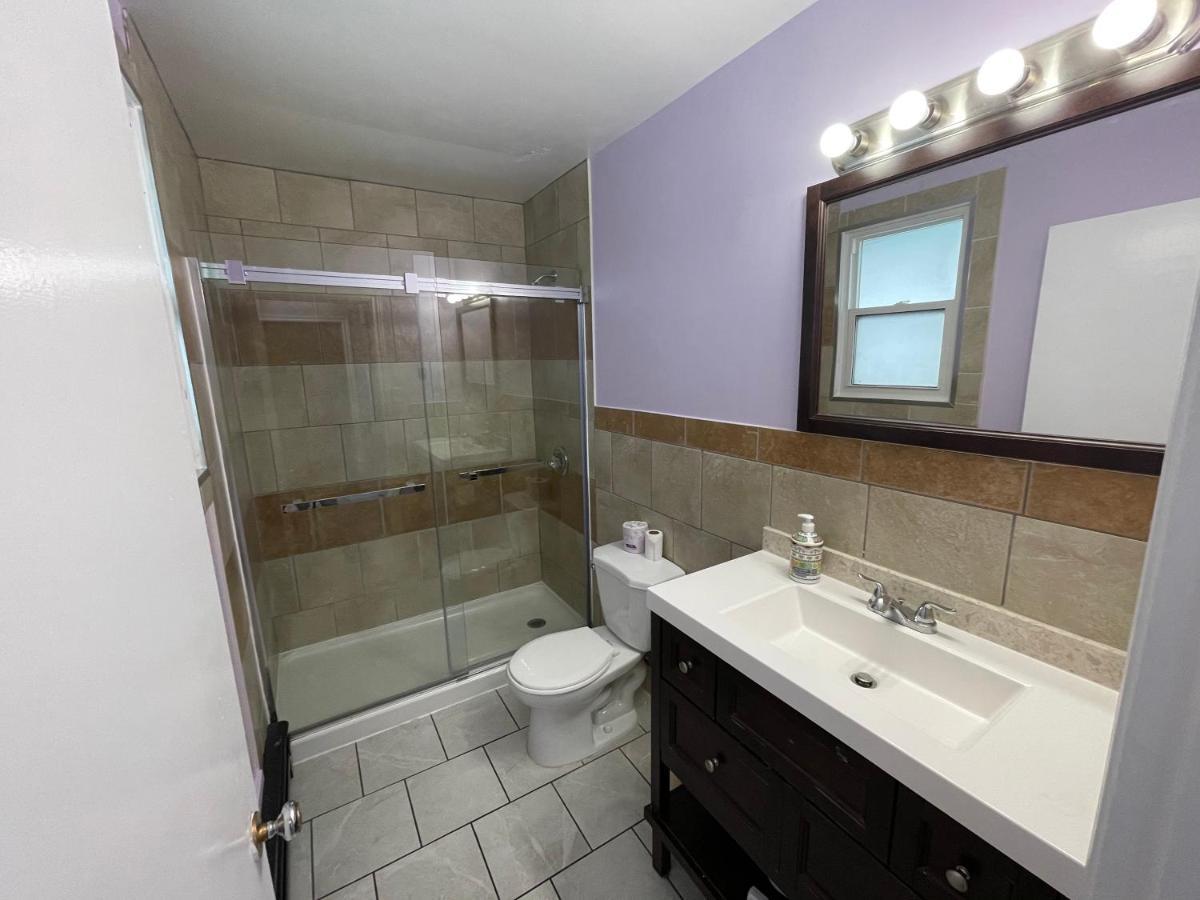Niagara Holiday Apartment *